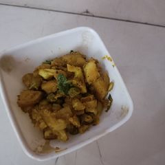 A picture of Aloo gobhi.