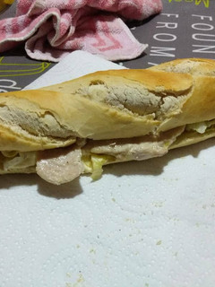 Una foto de Baguette de pollo crujiente