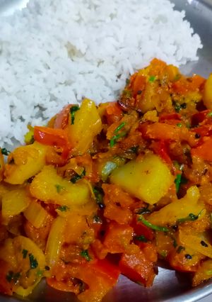 टमाटर आलू की चटपटी सब्ज़ी (Tamatar aloo ki chatpati sabzi recipe in Hindi) रेसिपी मुख्य फोटो