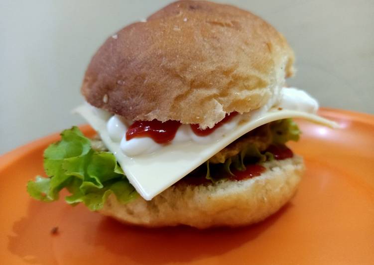 Langkah Mudah untuk Menyiapkan Patty Burger homemade, Menggugah Selera