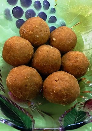 A picture of Ladoo.