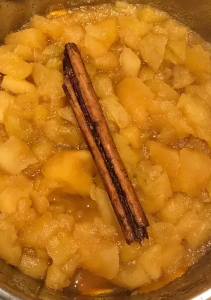 Una foto de Compota de manzana (Apto para diabéticos, entonces no se le pone azúcar)