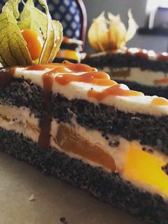 A picture of Poppy curd cake.