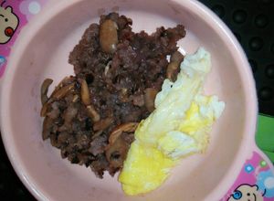 Foto resep MPASI Bubur beras + quinoa + kacang merah + telur goreng ELOO