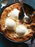[Vegan] Chocolate Chip Cookie Skillet