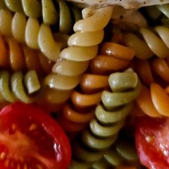 A picture of Tomato Pasta Salad.