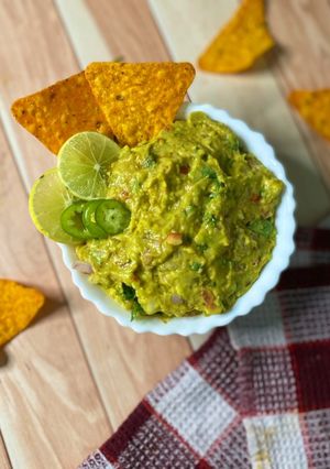 A picture of Guacamole | Avocado Dip.