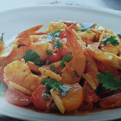 A picture of Fried garlic and ginger shrimp.