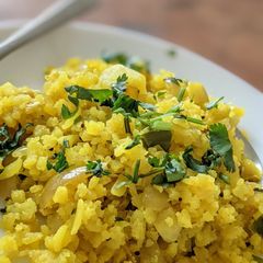 A picture of Kanda batata poha / Poha.