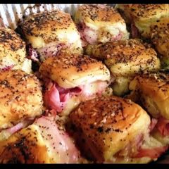 A picture of Hawaiian ham n cheese sliders.