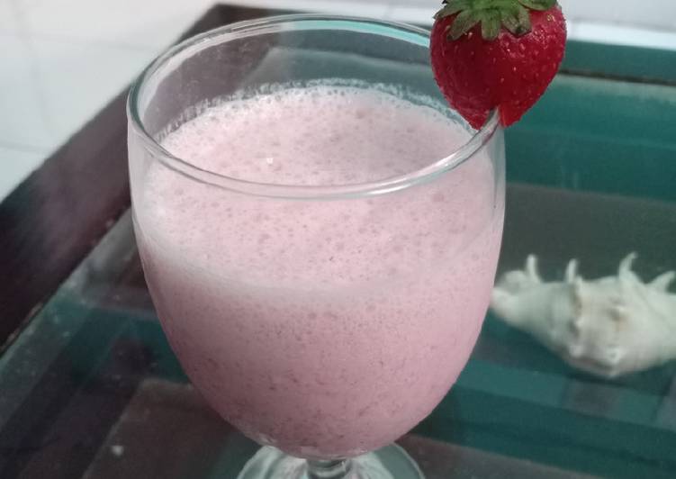 Cara Buat Strawberry smoothies, Lezat Sekali