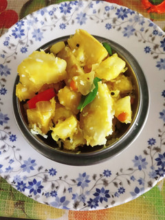 கப்பக்கிழங்கு அவியல் (Kappakilanku aviyal recipe in tamil) செய்முறை முக்கிய புகைப்படம்