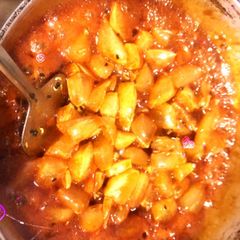 A picture of Mango sweet pickle.