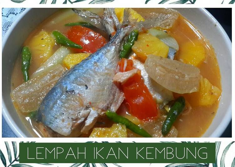 Lempah Kuning Ikan Kembung