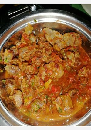 A picture of Gizzards stew.