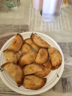 Una foto de Empanadillas de pizza al horno