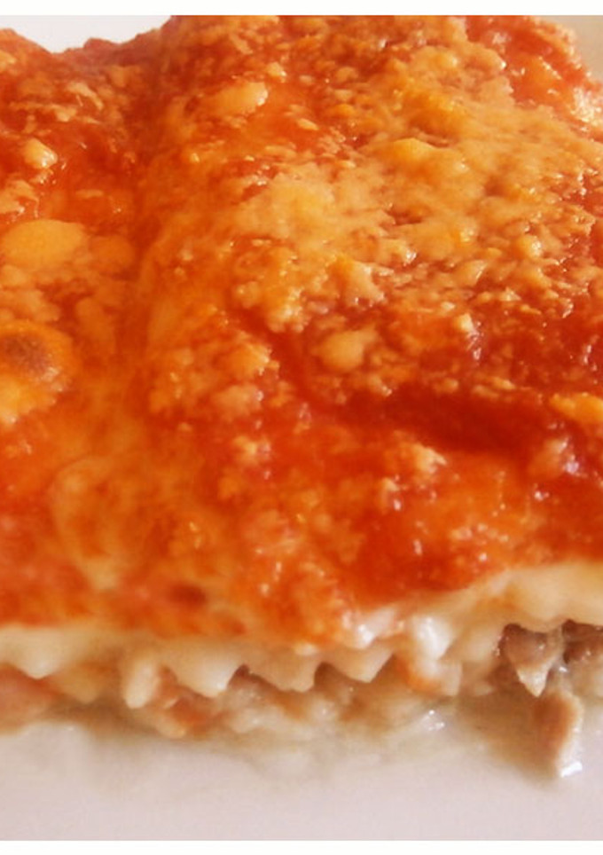 Una foto de Canelones de atún y tomate