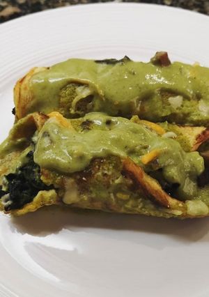 Una foto de Receta de creps rellenos de espinacas y jamón