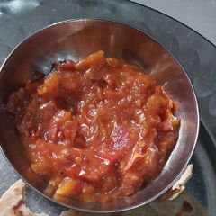 A picture of Mithe tamatar.