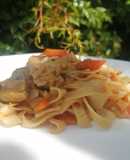 Pasta al jengibre con pollo