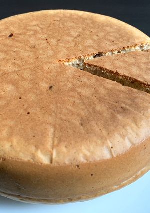 A picture of Rice Cooker Sultana Bread.