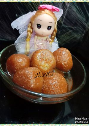 A picture of Gulab Jamun.
