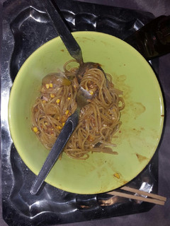 Una foto de Fusión asiatica sopa de fideos de arroz