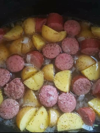 Easy Steps to Make Kielbasa &amp; Potatoes in Crockpot which So Delicious