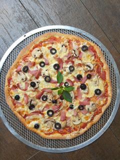 Foto resep Home Made Pizza
