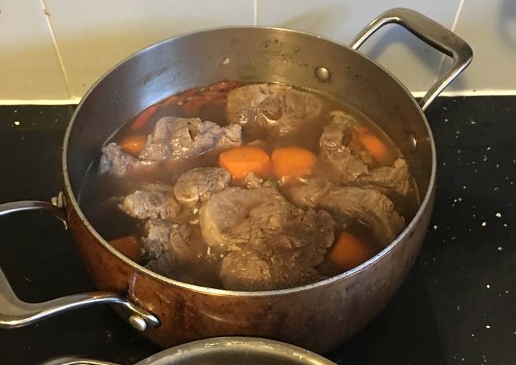 How to Prepare Appetizing Braised beef with carrots and moli (2h+) keto