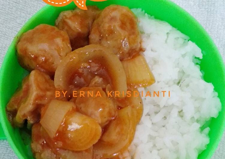 Rice Bowl With Spicy Meat ball (bakso pedas)