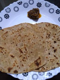 गोभी पराठा (Gobhi paratha recipe in Hindi) रेसिपी मुख्य फोटो