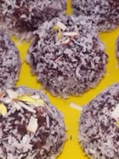 બીટ રૂટ લાડુ(Beetroot lAdu Recipe in Gujarati) રેસીપી મુખ્ય ફોટો