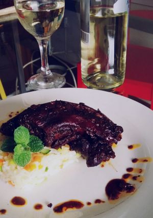 Una foto de Cordero picante asado lentamente