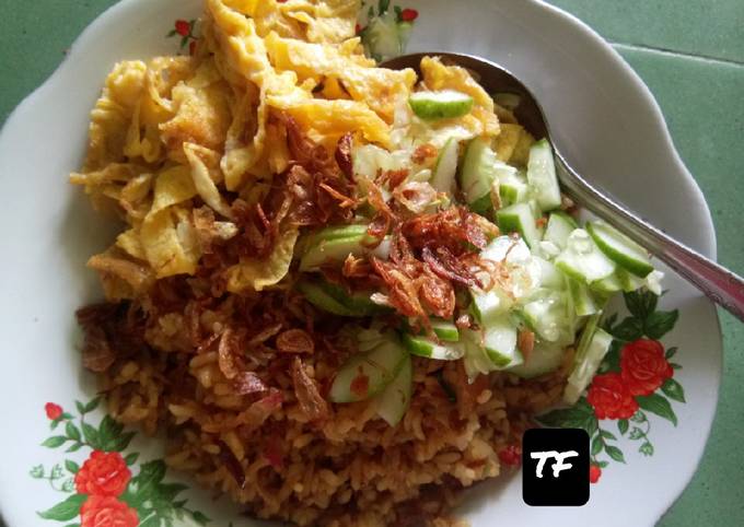 Nasi Goreng Daun Jeruk