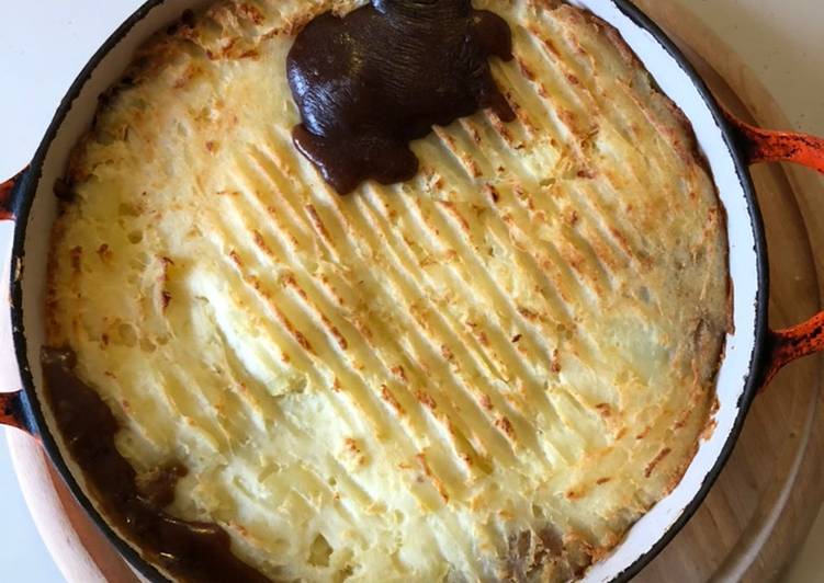 Recipe: 2021 Nice & Easy Cottage Pie with Built-in Left-overs