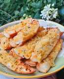 Bánh mì bơ tỏi bằng nồi chiên không dầu