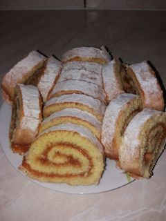 Piskótatekercs recept fotója
