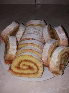 Piskótatekercs recept fotója