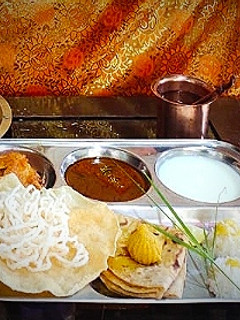 पुरणपोळी महानैवेद्य (puranpoli recipe in marathi) रेसिपी चे मुख्य फोटो