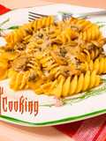 Fusilloni ai Funghi all'Aglio