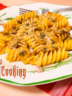Una foto de Fusilloni ai Funghi all'Aglio