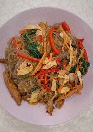 A picture of Japchae.