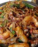 Korean spicy octopus shrimp rice noodle 炒辣章鱼🐙年糕