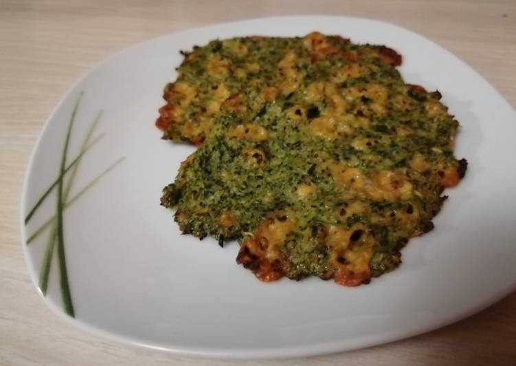 Brokkolis sajtos lapok 🥦🧀