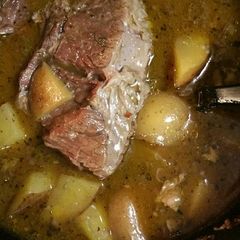 A picture of 3 Envelope Roast with Potatoes.