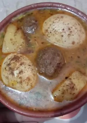 A picture of Aloo anday koftay.
