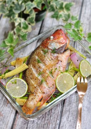 《影音食譜烤箱料理》地中海風味魚 的食譜成品照片
