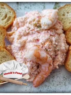 Una foto de Ensaladilla de langostinos y cangrejo