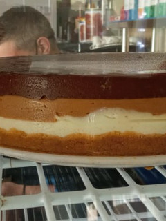 Una foto de Tarta 3 chocolates